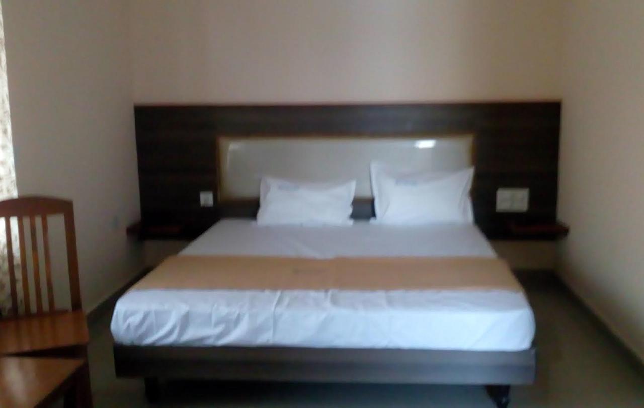 קראיקודי Hotel Meyyappaa מראה חיצוני תמונה
